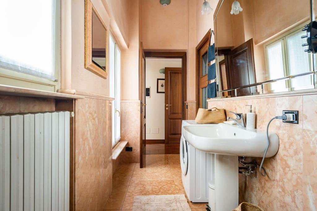 Duomo Apartment Brescia Exterior photo
